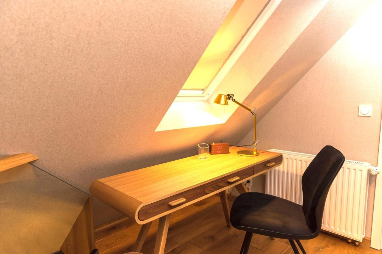 Apartmenthaus Am Dom Junior Suite Mit Parkplatz Zwickau Ngoại thất bức ảnh